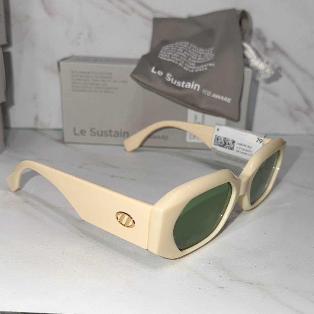 NEW Le Specs slaptrash Cream Sunglasses le sustain